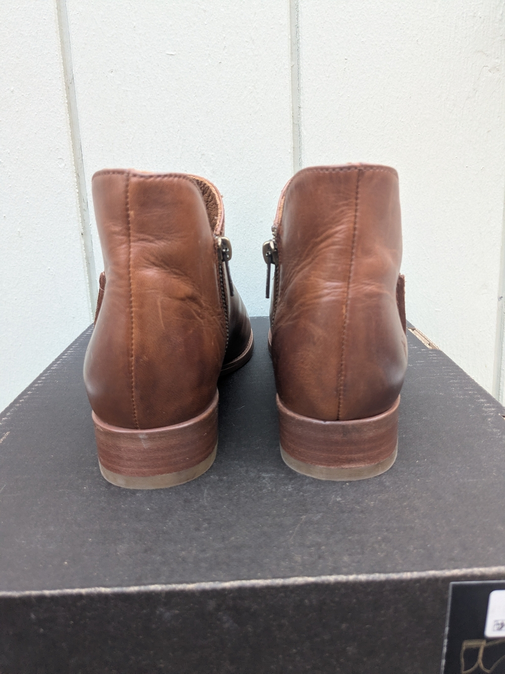 Women's 7.5M Frye Melissa Genuine Leather Ankle Boots NIB - Picture 8 of 13